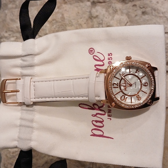 Park Lane Bella watch,new, rose gold and white color. - Picture 6 of 7